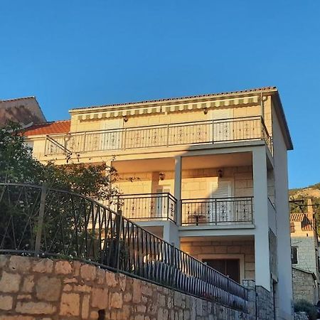 Apartments Villa Beba 코미자 외부 사진