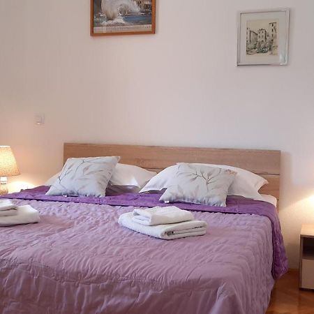 Apartments Villa Beba 코미자 외부 사진