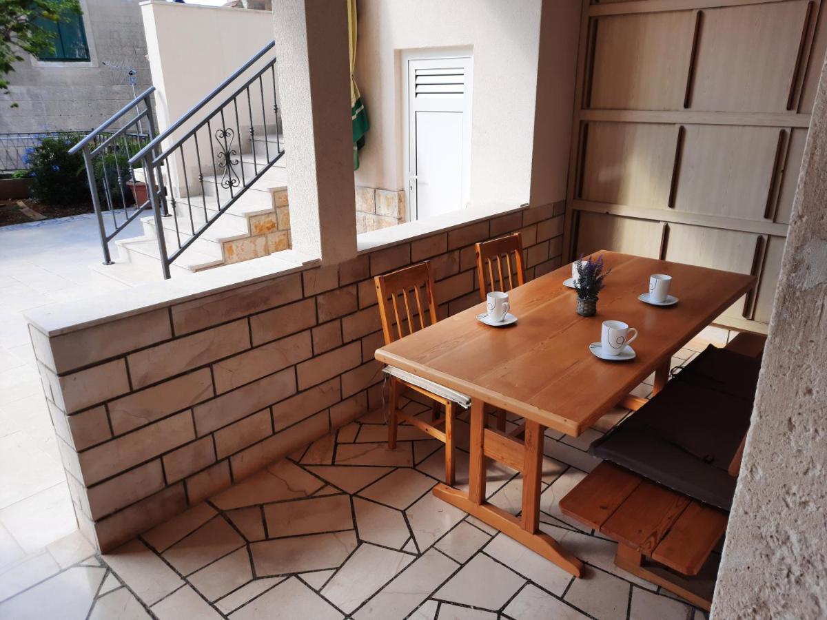 Apartments Villa Beba 코미자 외부 사진