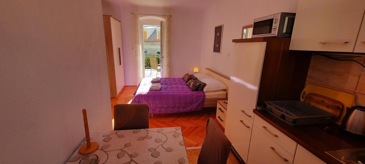 Apartments Villa Beba 코미자 외부 사진