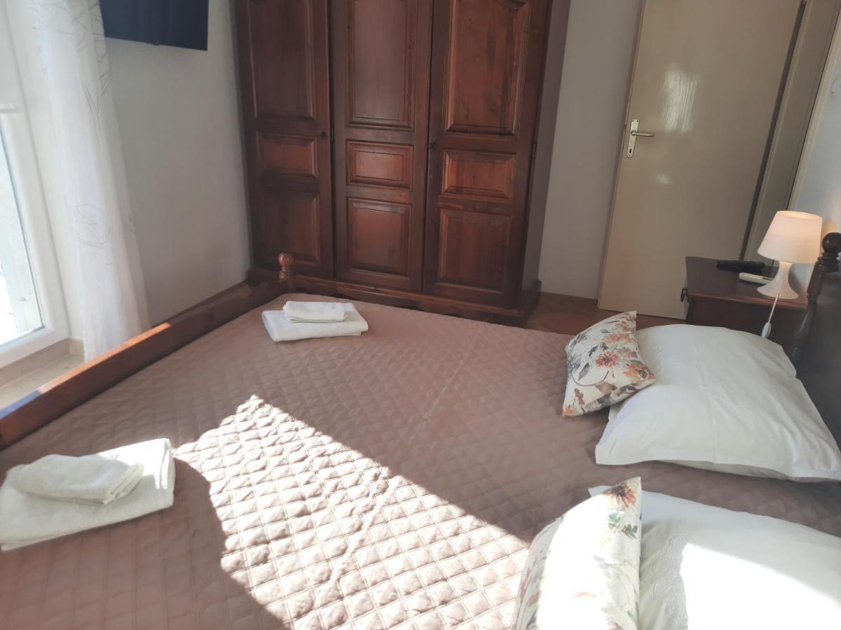 Apartments Villa Beba 코미자 외부 사진