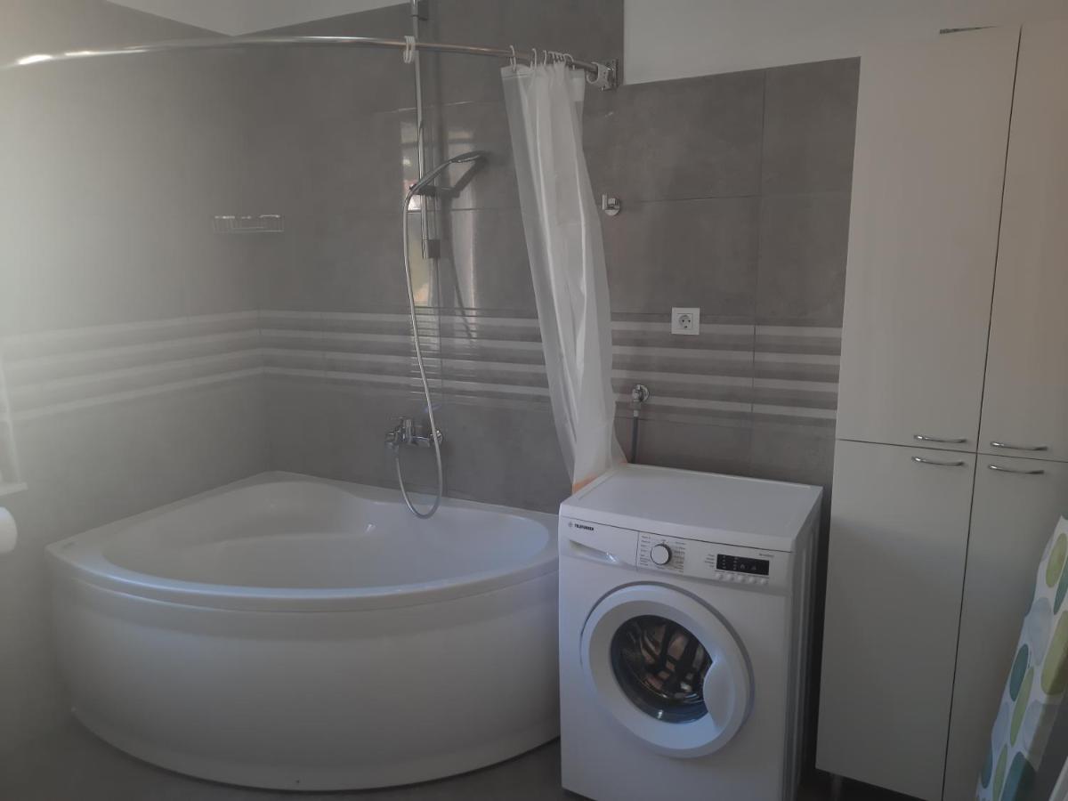 Apartments Villa Beba 코미자 외부 사진